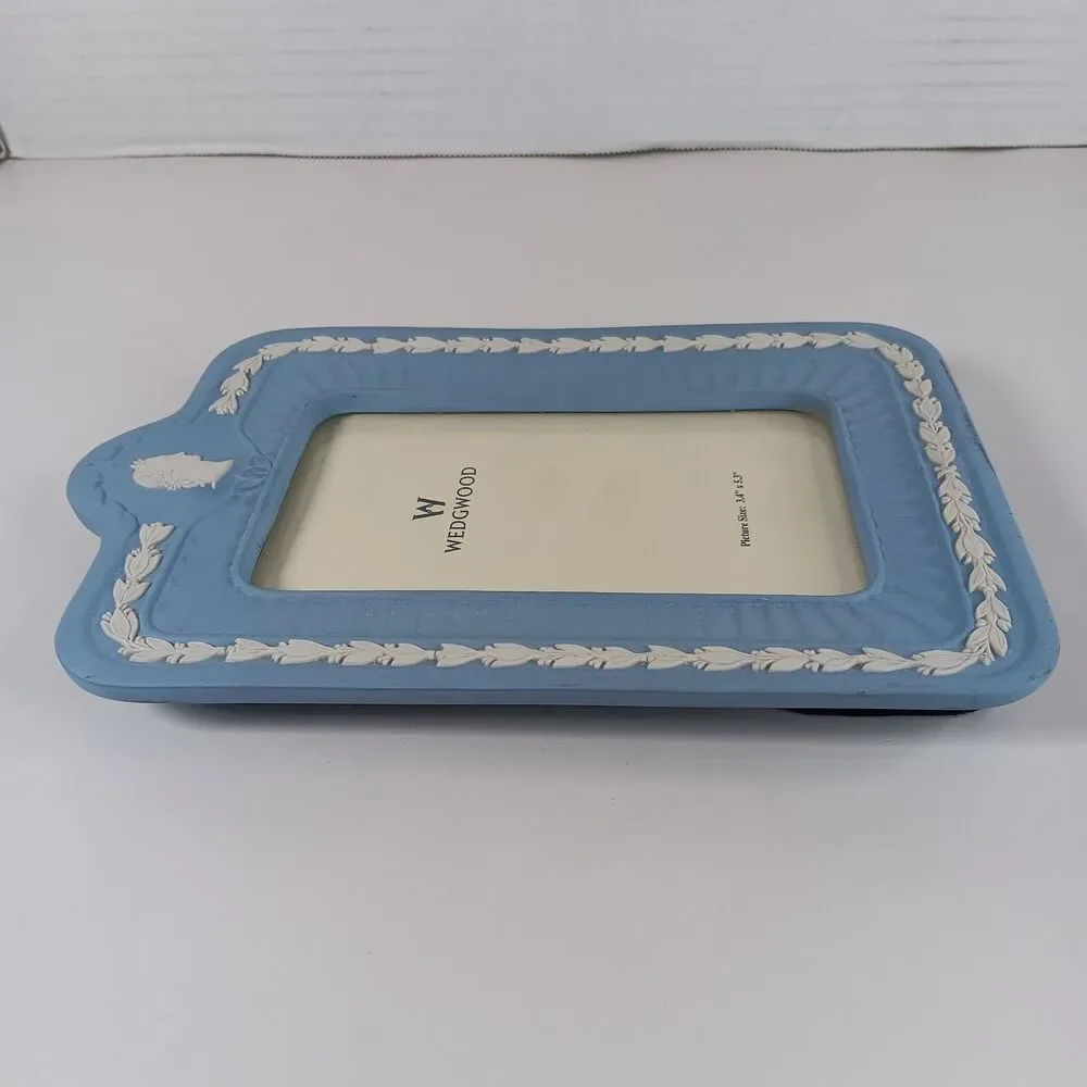 Wedgwood Jasperware Picture Frame 3.4